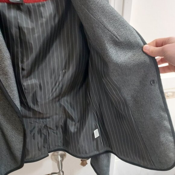 Lord & Taylor Grey Academy Blazer - Picture 8 of 9